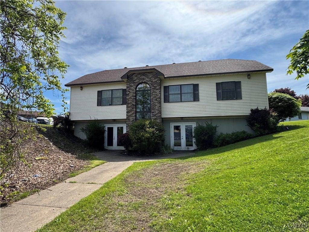 62 SW 9th St, Oswego, NY for Sale
