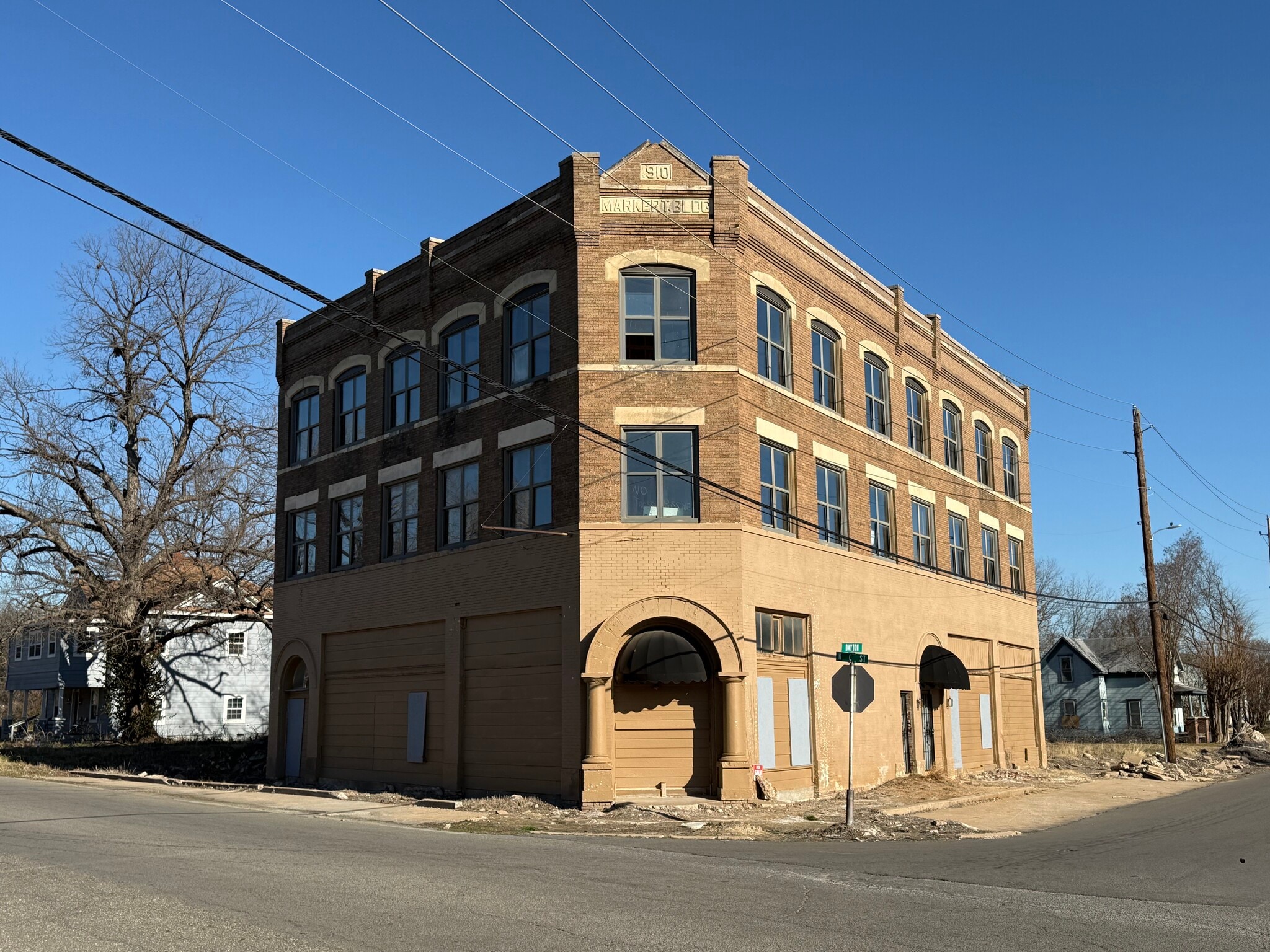 400 N C St, Muskogee, OK for Sale