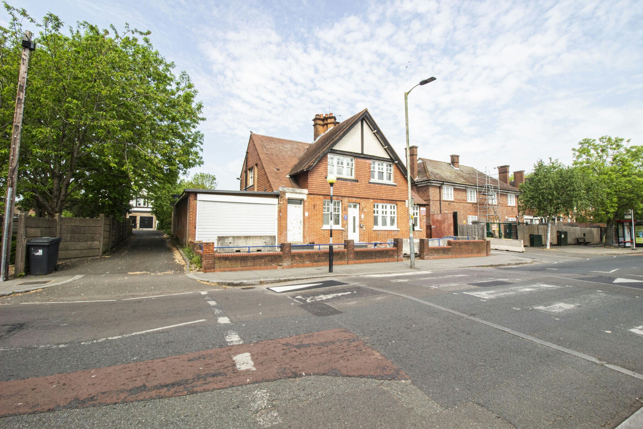 21 Oldfield Ln S, Greenford, LND for Rent