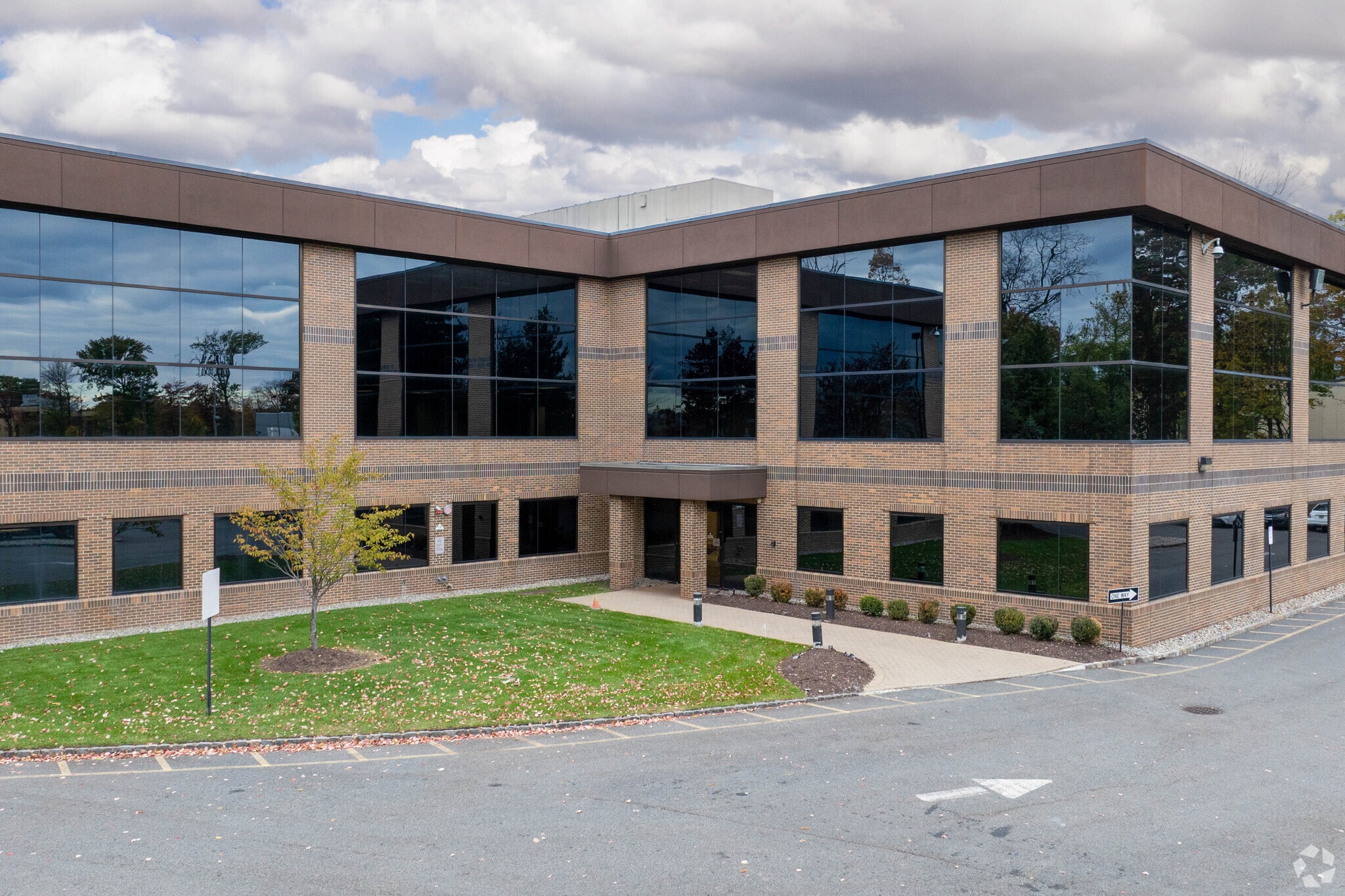 199 Pomeroy Rd, Parsippany, NJ for Rent