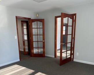 Huntington, NY Office - 456 W Jericho Tpke