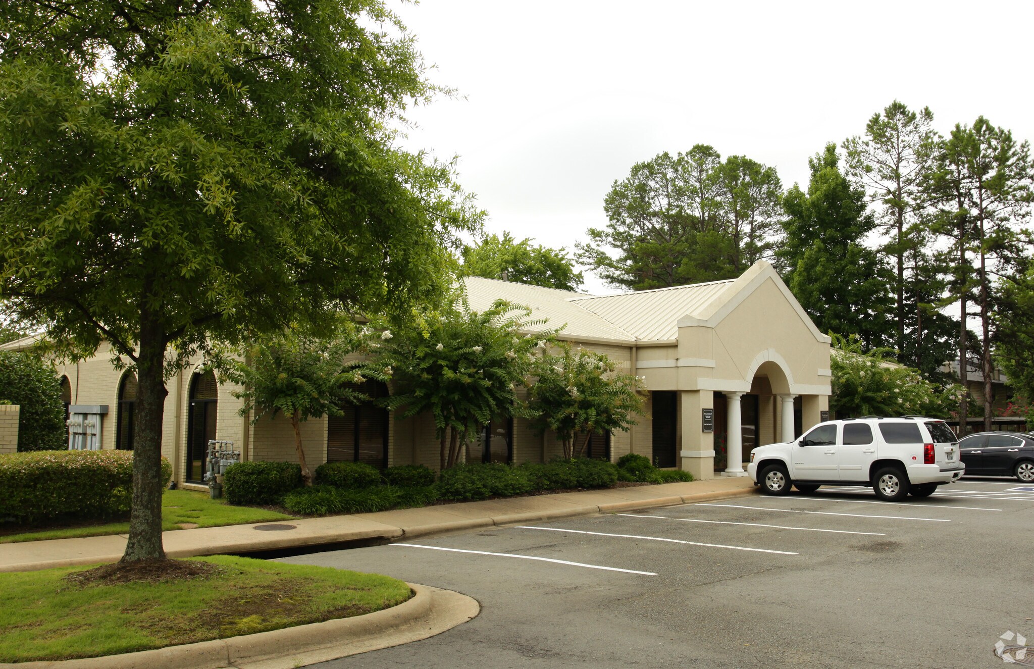 11809 Hinson Rd, Little Rock, AR for Rent