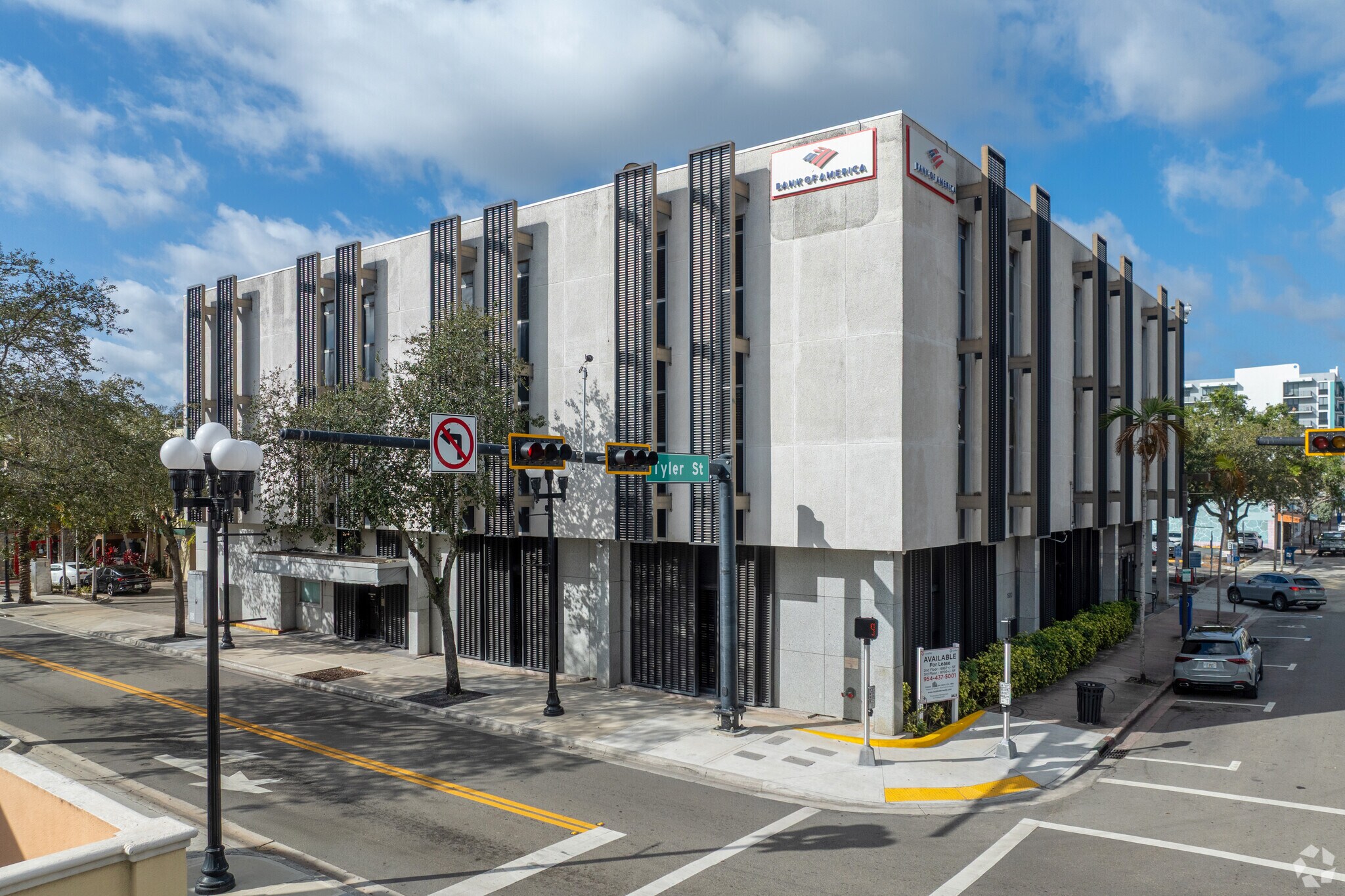 1900 Tyler St, Hollywood, FL for Rent