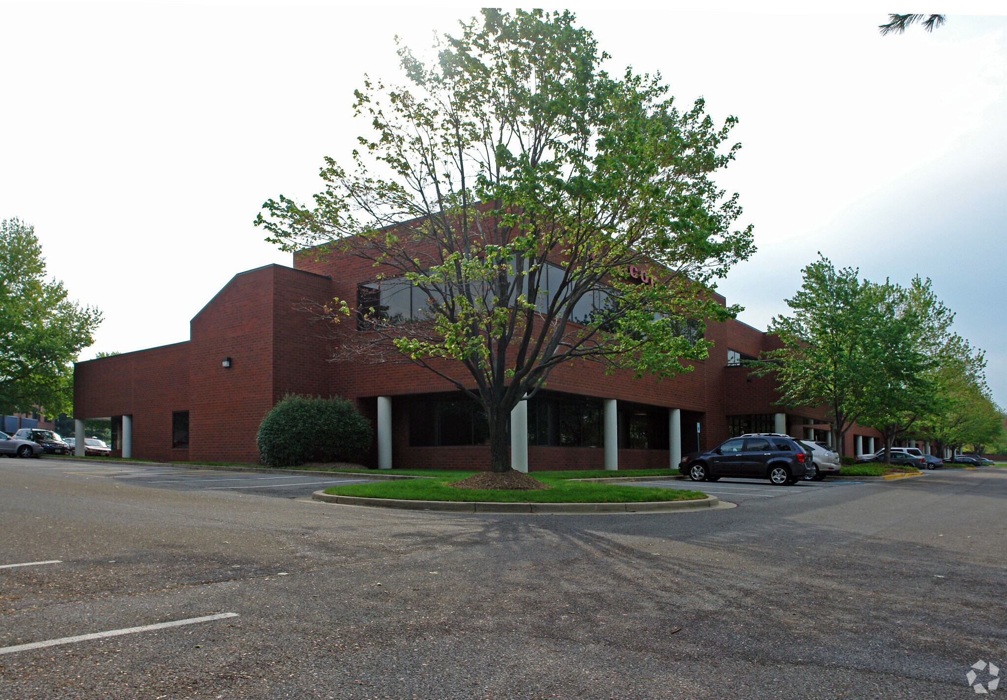 1587015892 Gaither Dr Gaithersburg, MD 20877 Flex Property for Lease