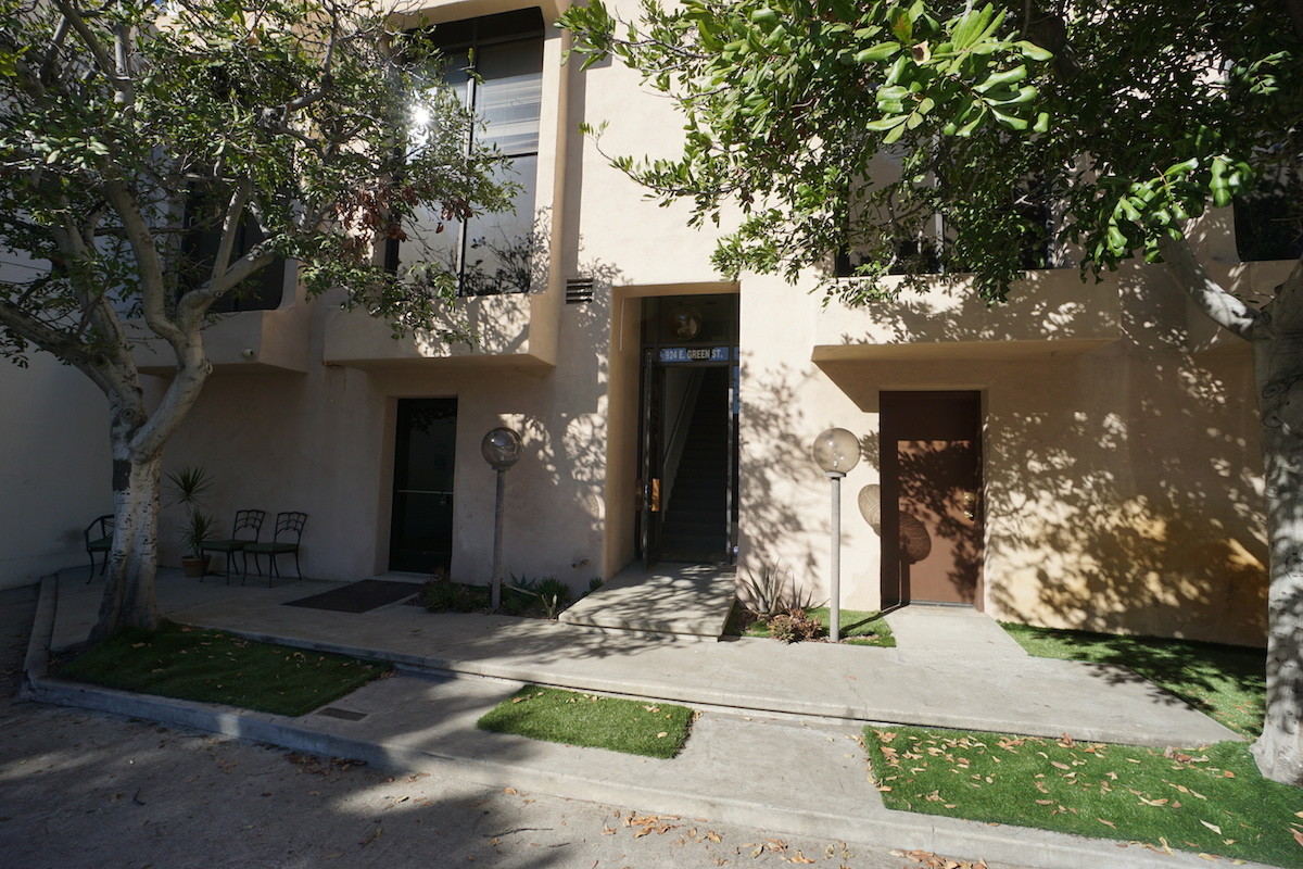 924 E Green St, Pasadena, CA for Rent