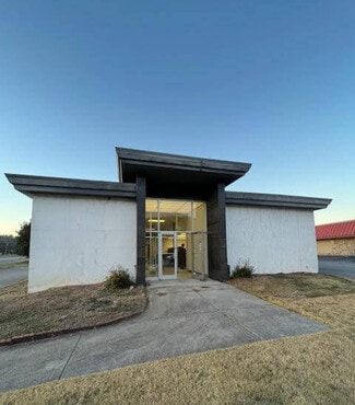 Oak Ridge, TN Bank - 1980 Oak Ridge Tpke