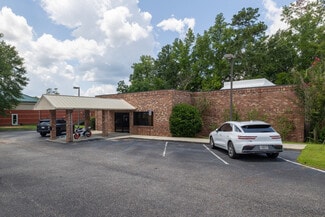 Brewton, AL Medical - 1207 Azalea Pl