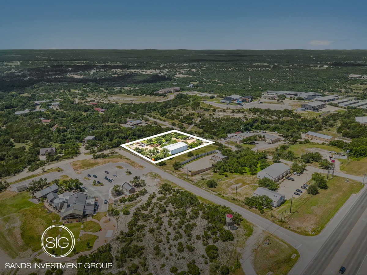 179 S Canyonwood Dr, Dripping Springs, TX for Sale