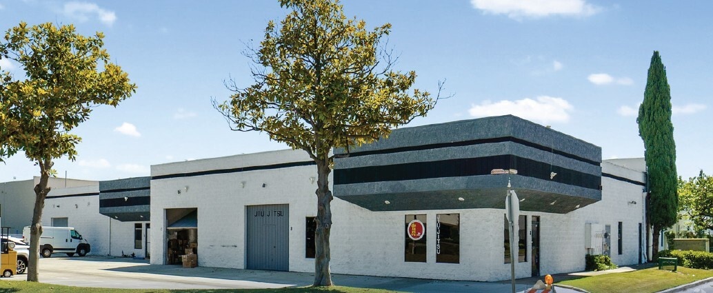 5482 Business Dr, Huntington Beach, CA for Rent