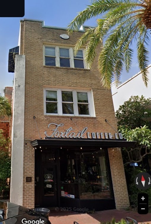 15-17 E Magnolia Ave, Eustis, FL for Rent