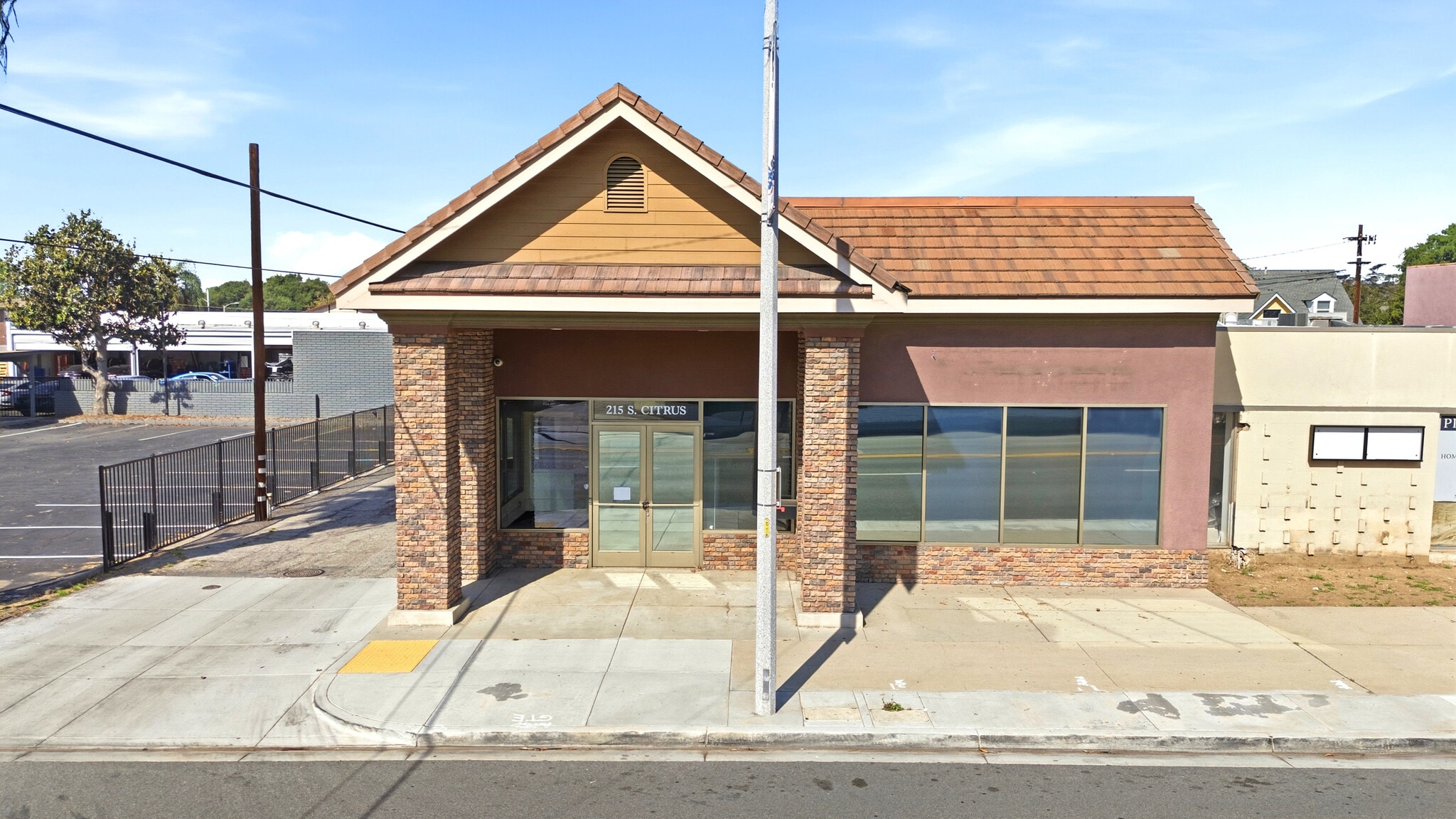 215 S Citrus Ave, Covina, CA for Rent