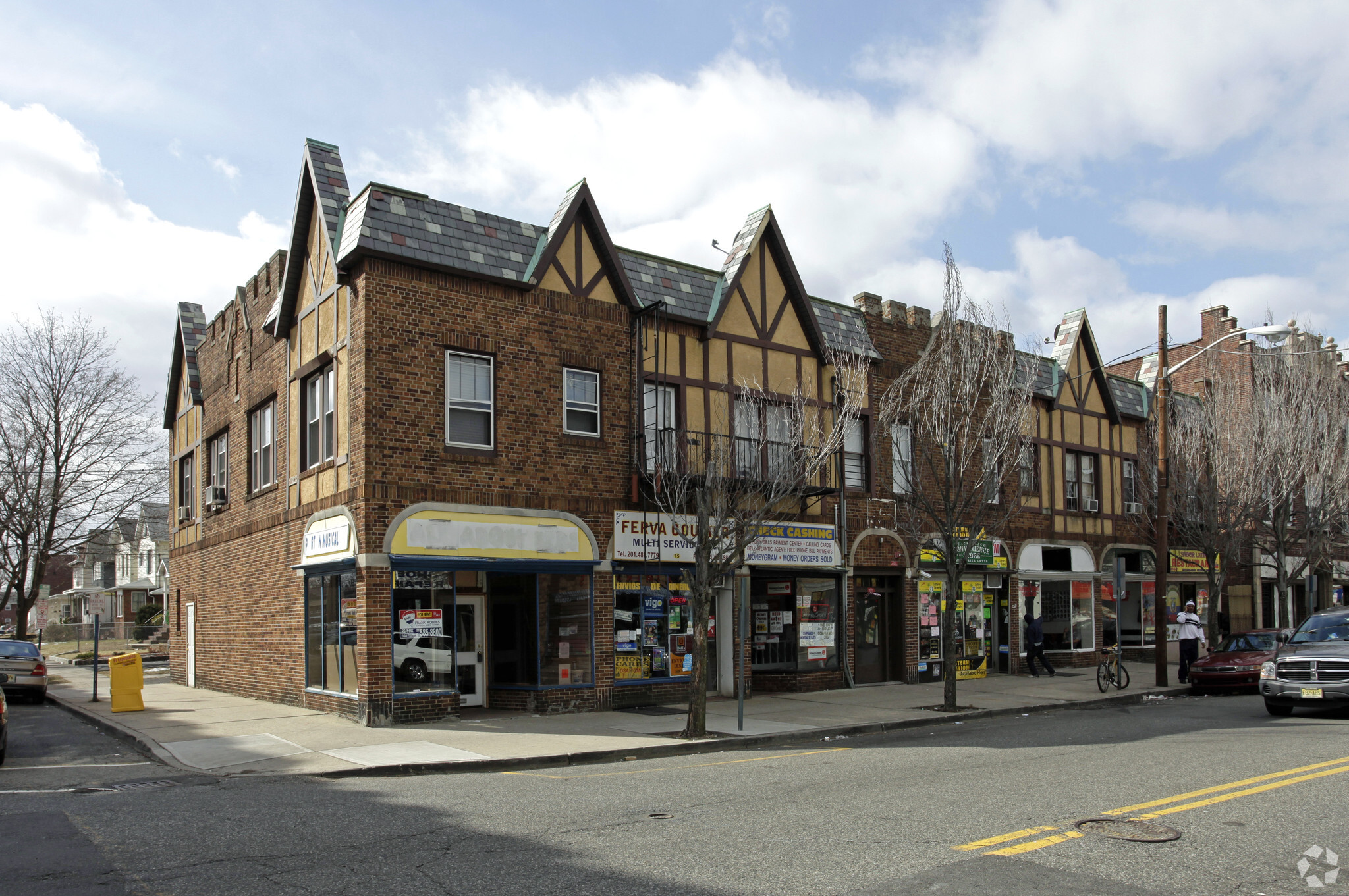 75-81 Anderson St, Hackensack, NJ for Rent