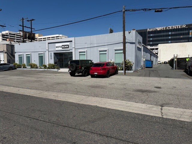 5255 W 102nd St, Los Angeles, CA for Rent