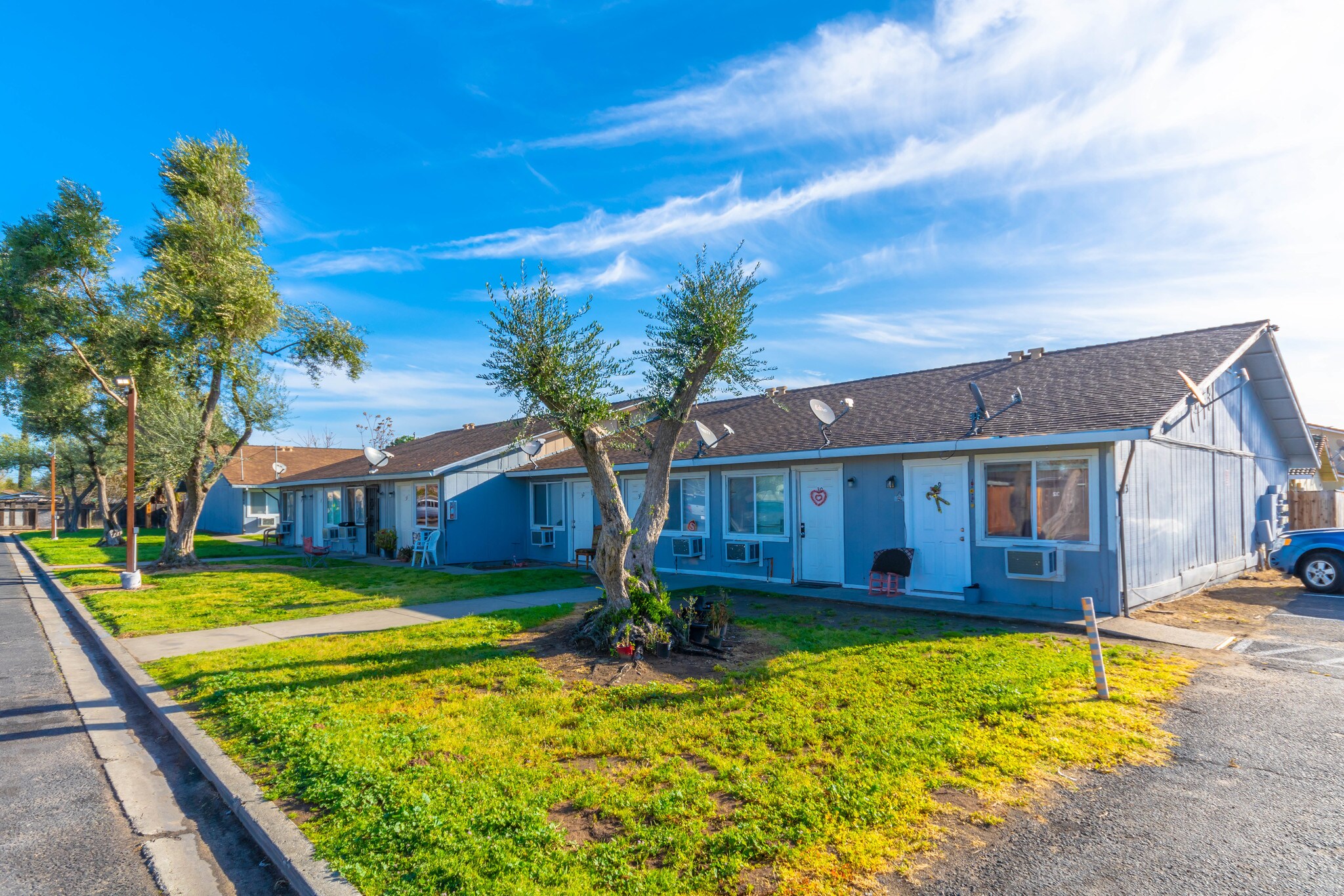 6767 California St Winton, CA 95388 MultiFamily Property for Sale on