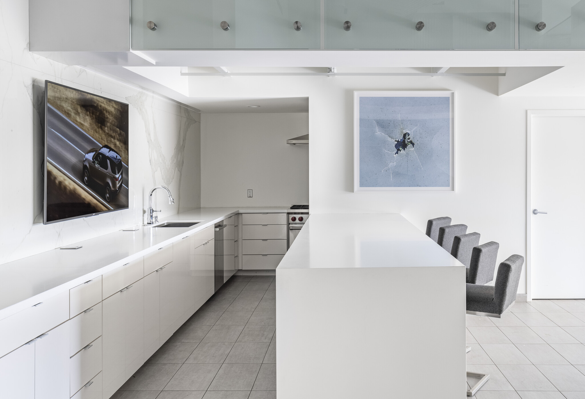 40-41 Straightaway Dr, Pontiac, MI for Sale