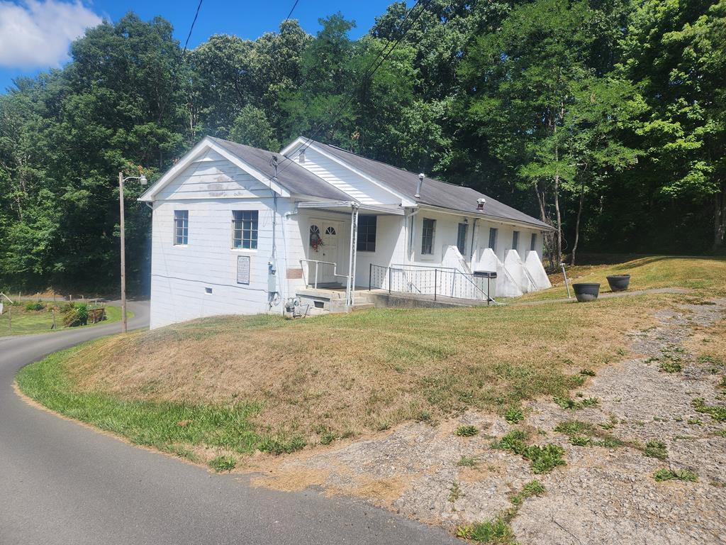 105 Smith St, Beckley, WV for Sale