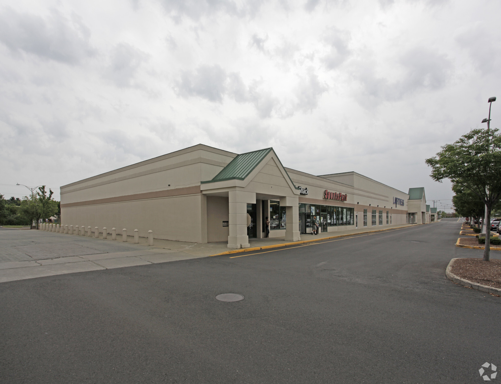 80-96 Boston Post Rd, Orange, CT for Rent