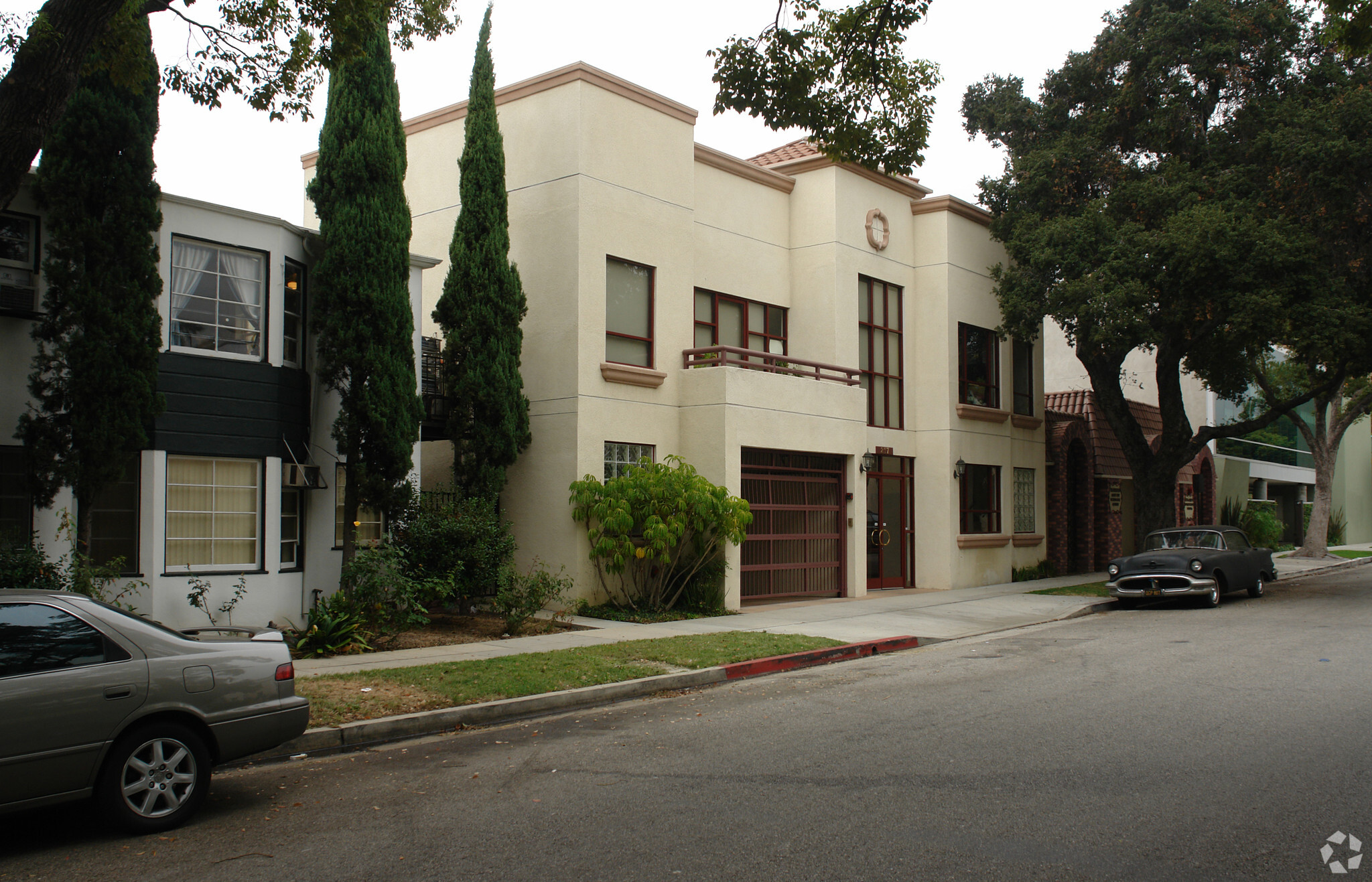 217 S Kenwood St, Glendale, CA for Rent