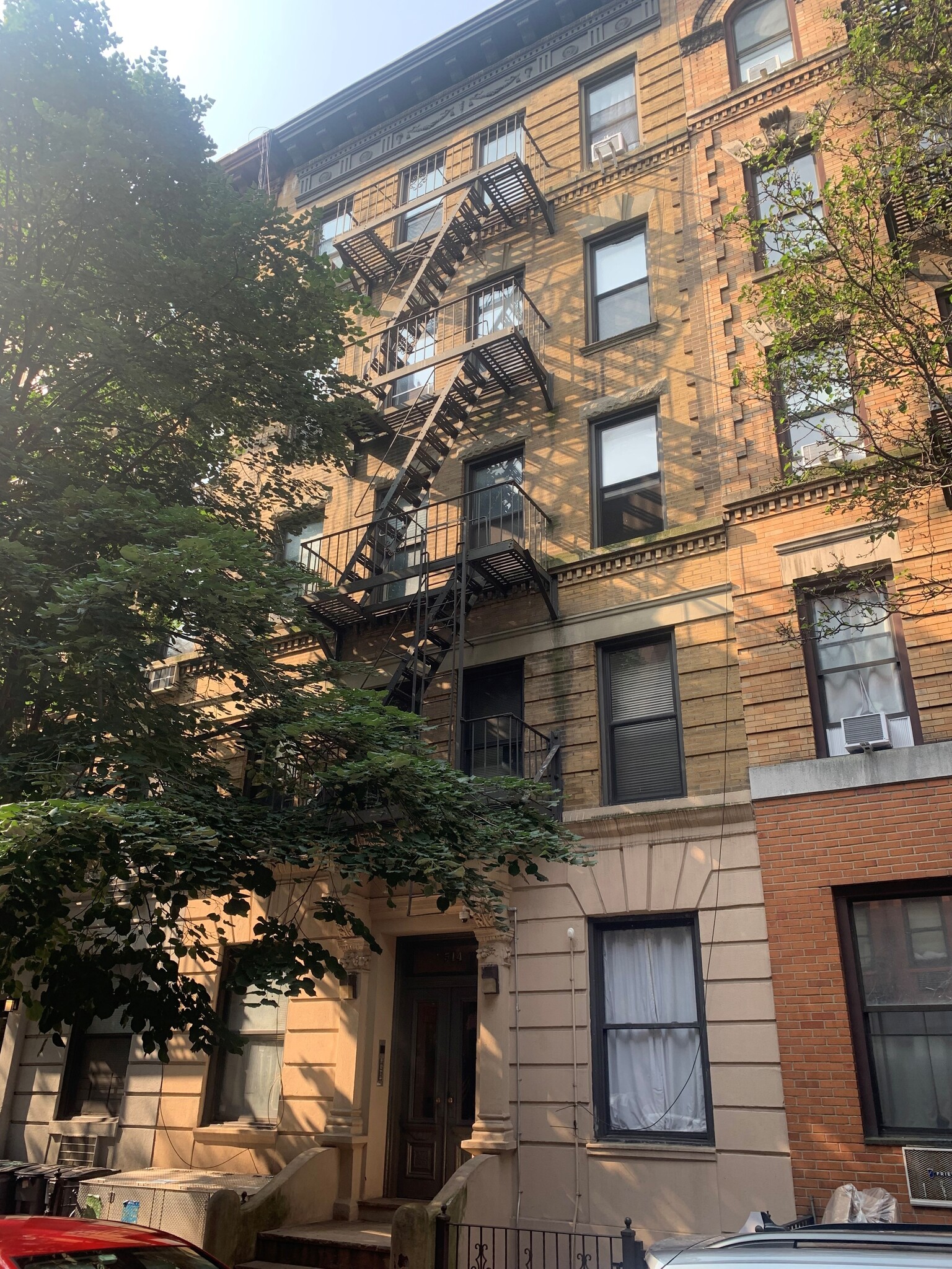 514 E 81st St, New York, NY for Sale