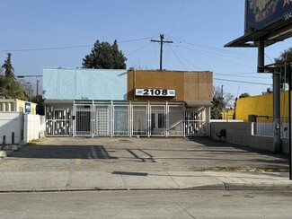 Altadena, CA undefined - 2108-2110 Fair Oaks Ave