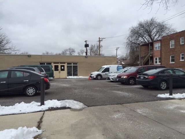 200 E 75th St, Chicago, IL for Rent