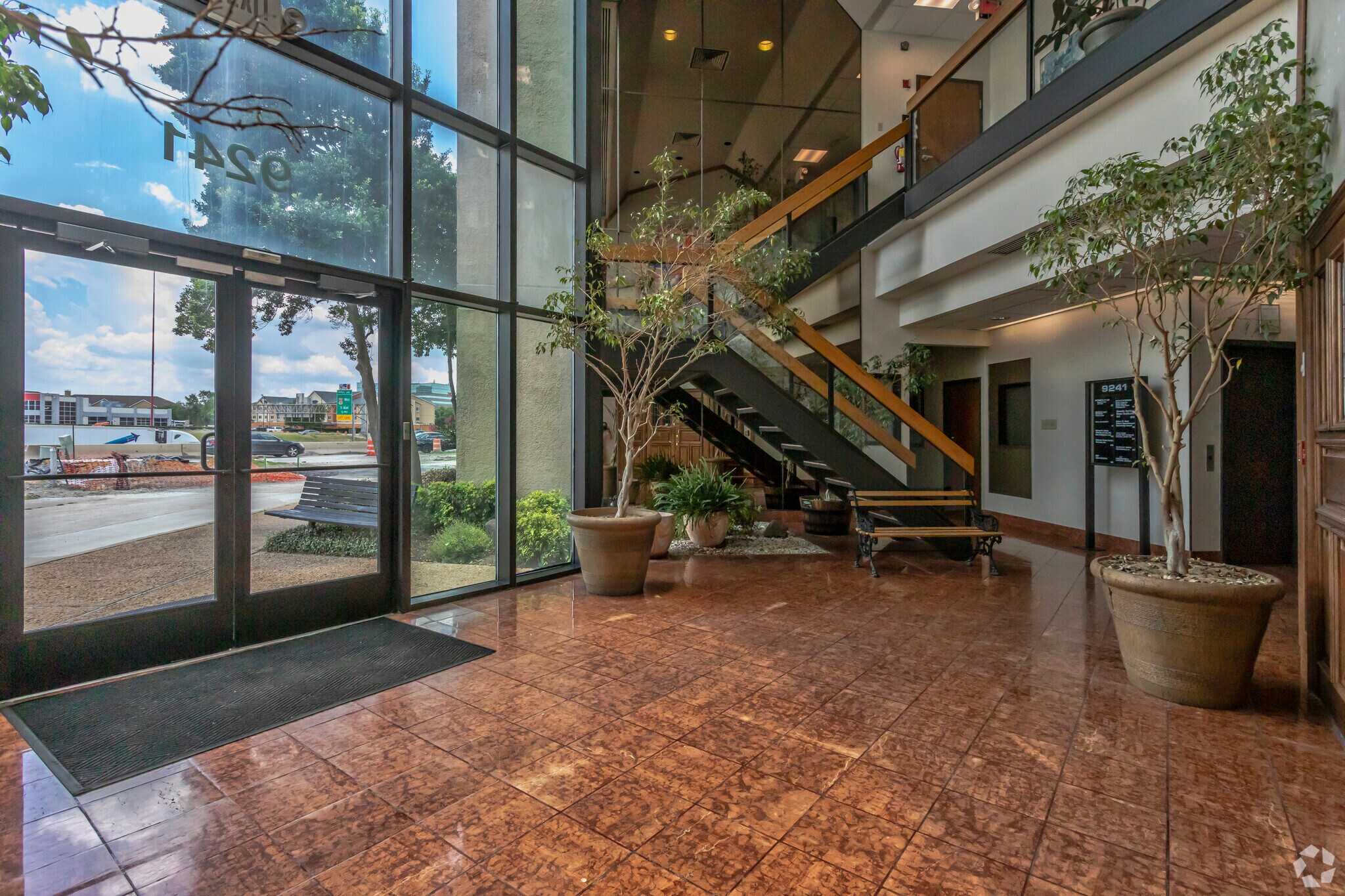 9241 Lyndon B Johnson Fwy, Dallas, TX for Rent