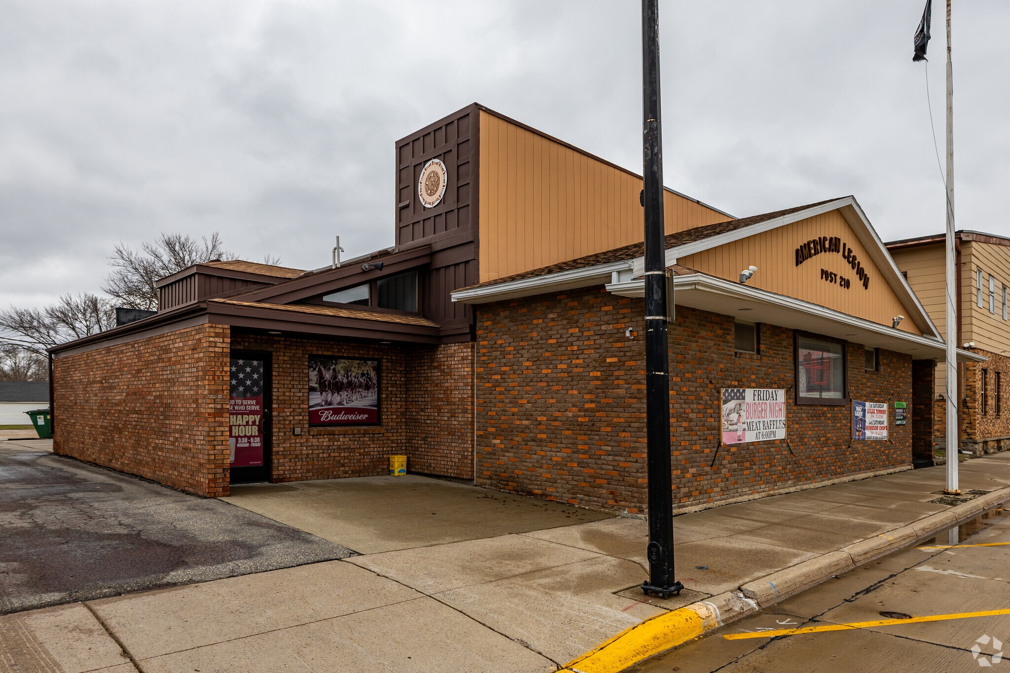 145 W Franklin St, Wells, MN for Sale