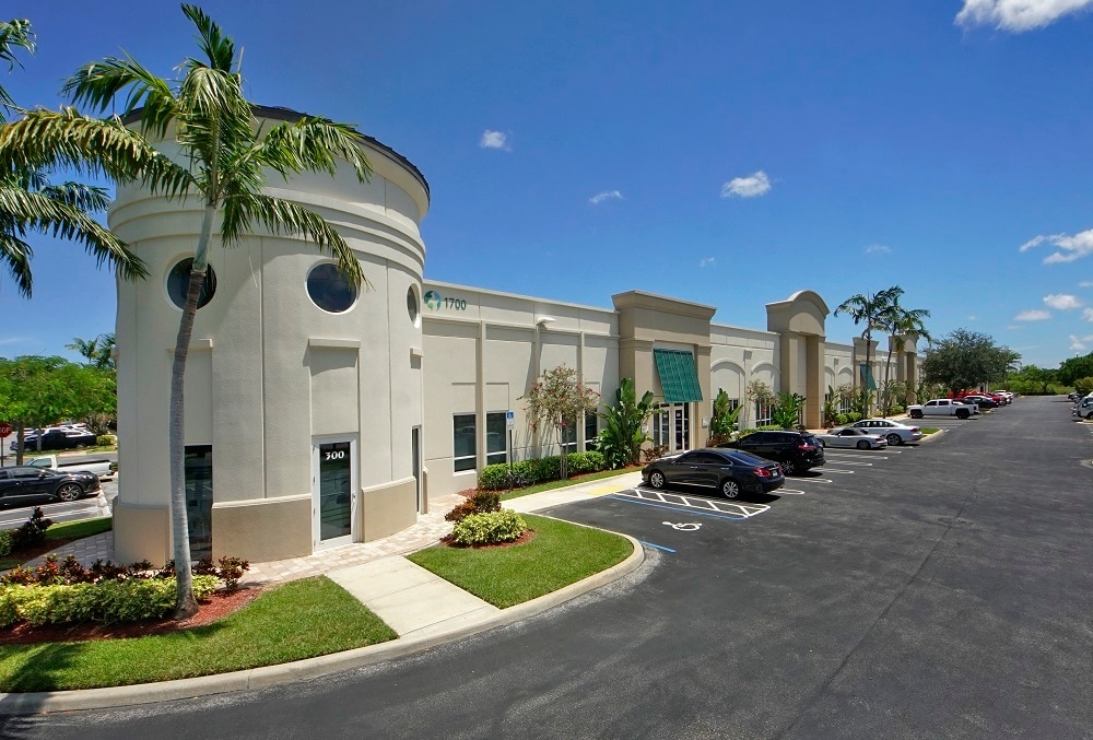 1700 NW 15th Ave, Pompano Beach, FL for Rent