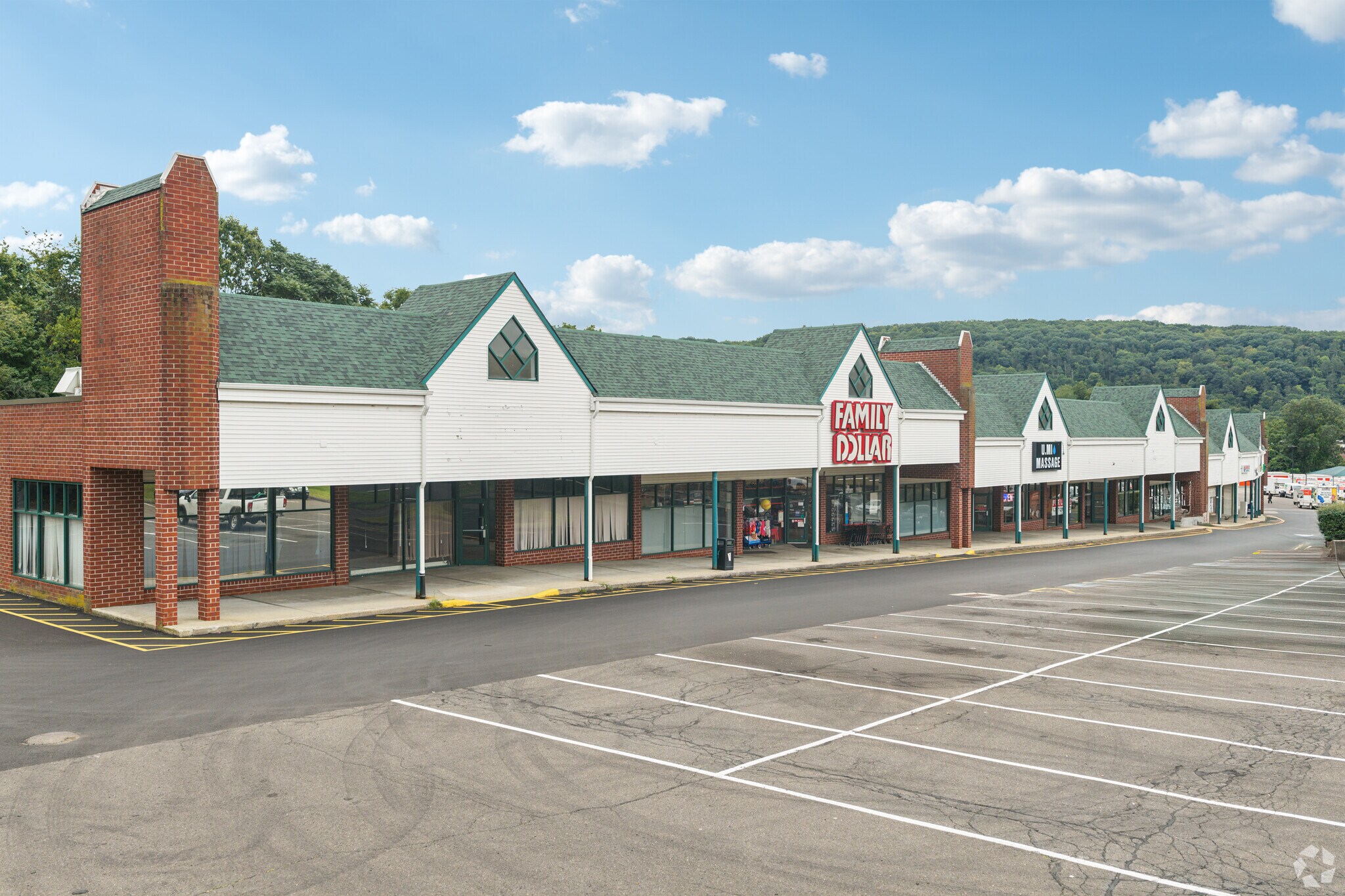 799 New Haven Rd, Naugatuck, CT for Rent