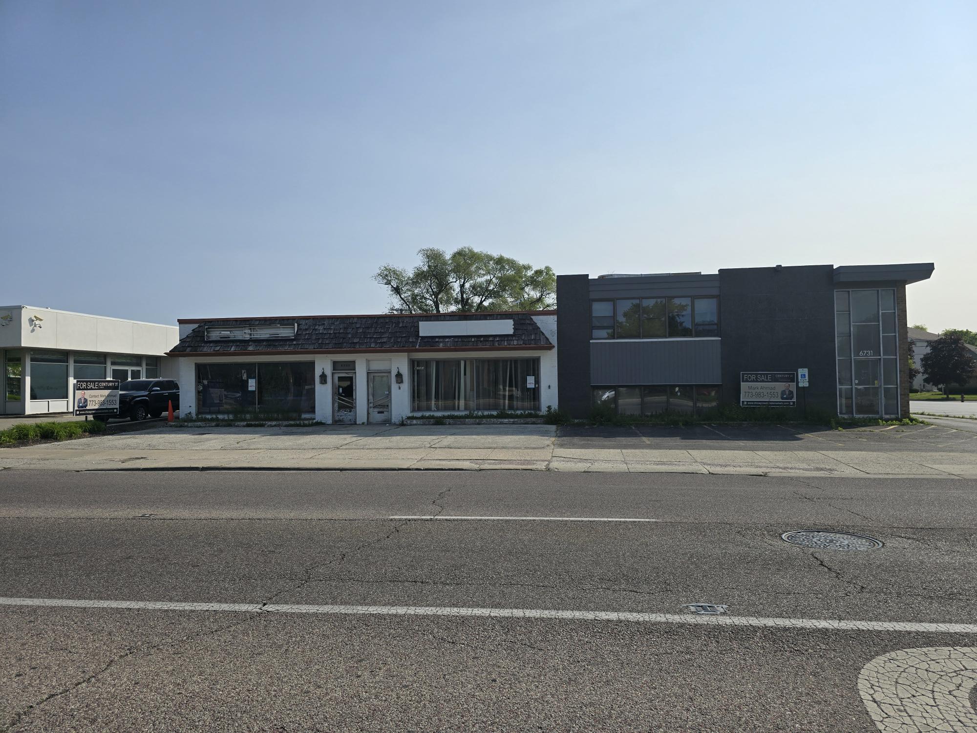 6735 N Lincoln Ave, Lincolnwood, IL for Sale