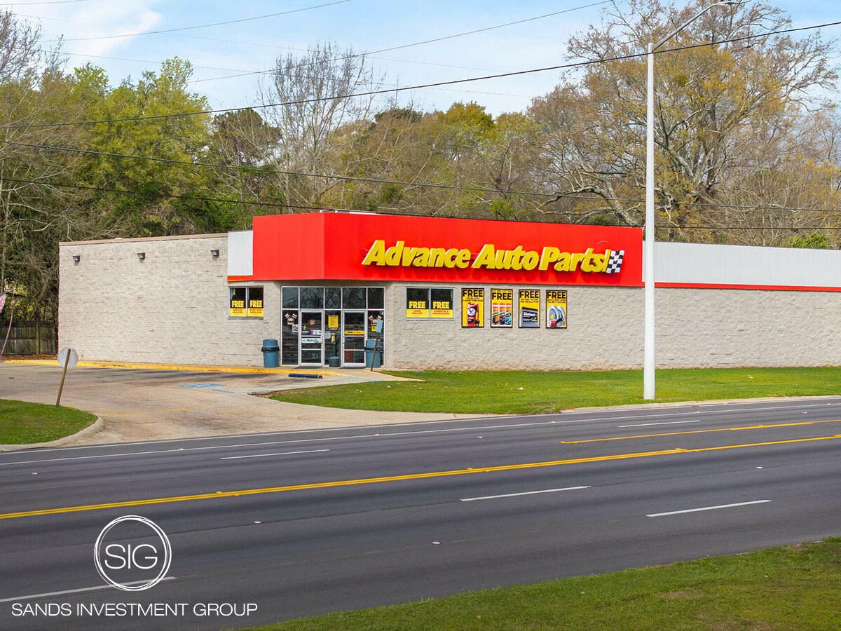 132 N 16th Ave, Laurel, MS for Sale