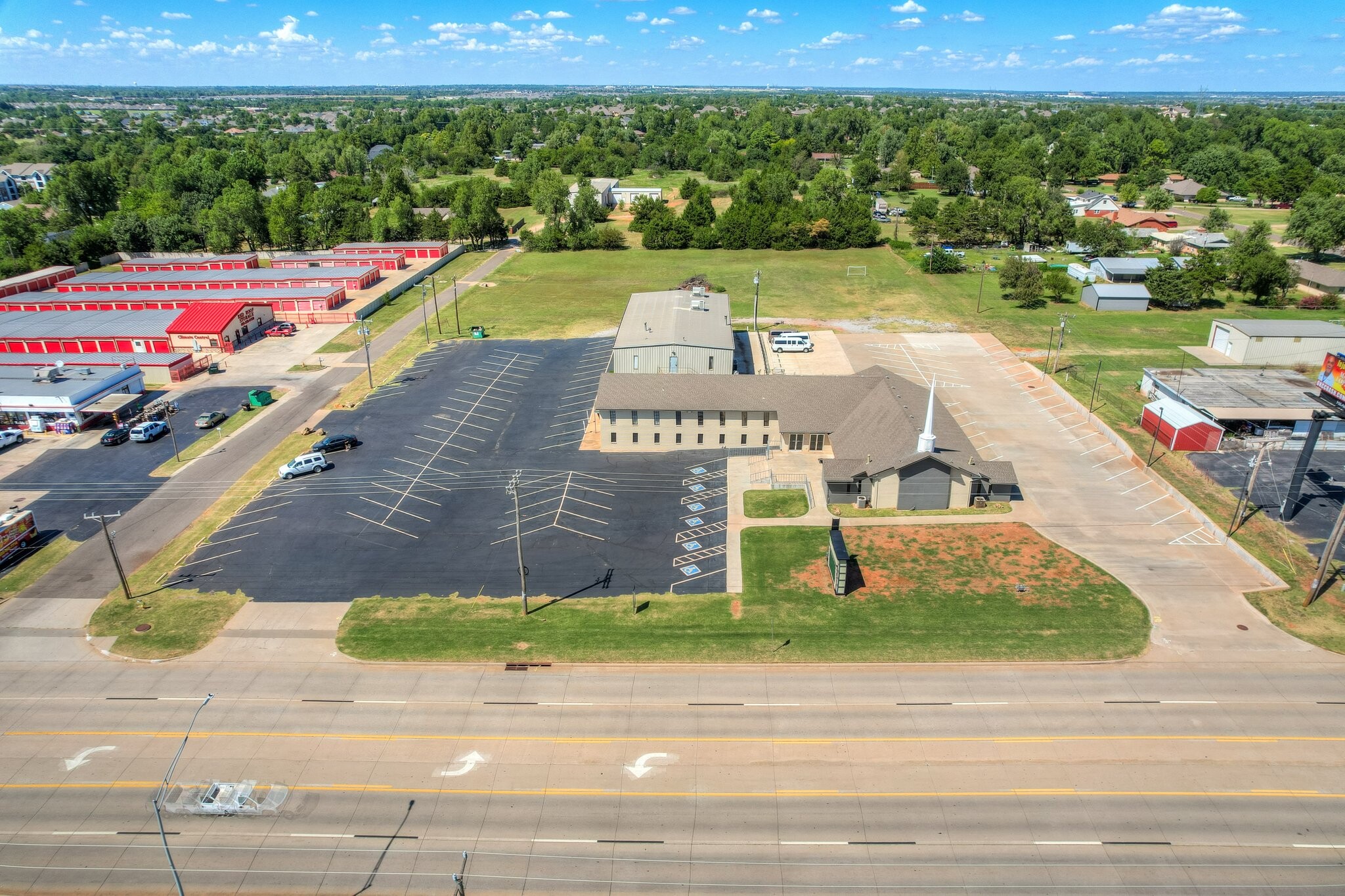 601 E State Highway 152, Mustang, OK for Sale