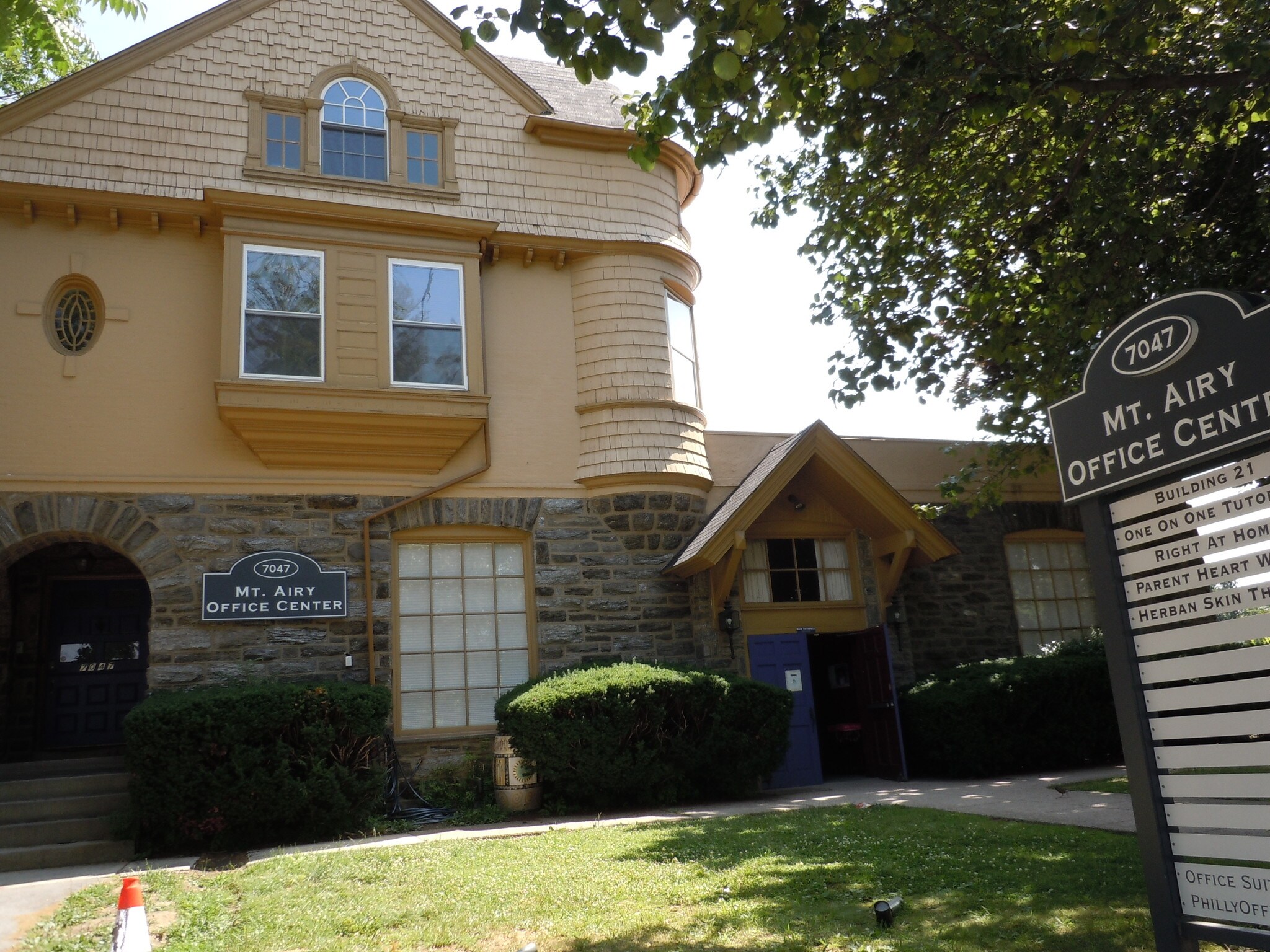 7045-7047 Germantown Ave, Philadelphia, PA for Rent