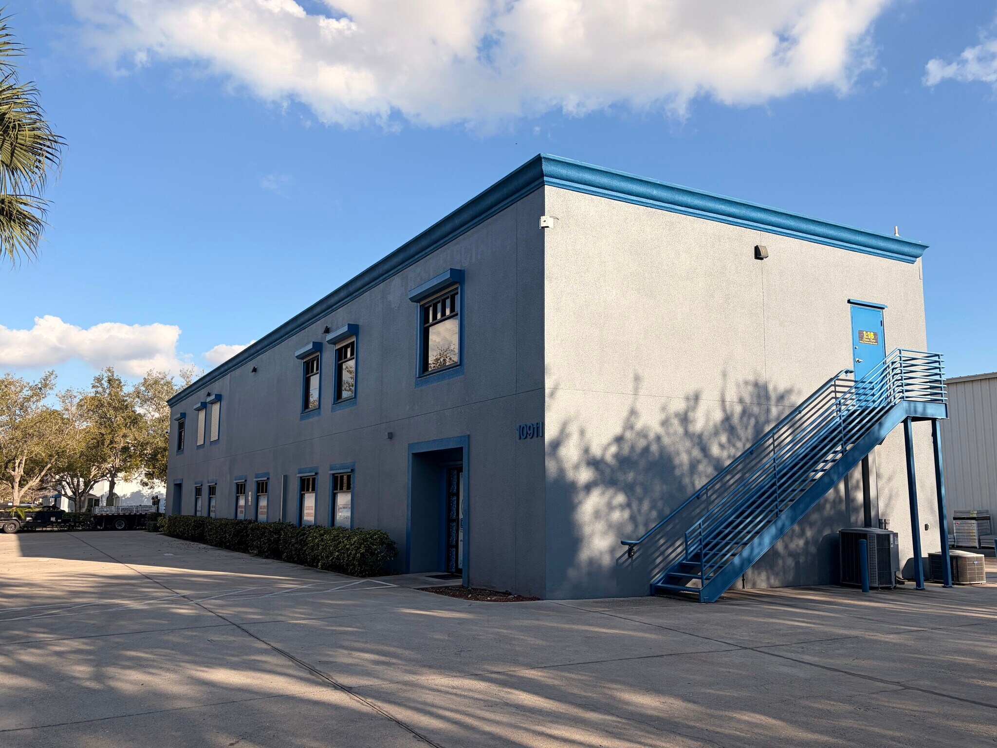 10911 Harmony Park Dr, Bonita Springs, FL for Sale