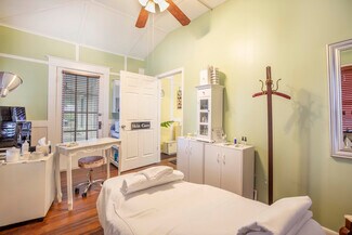 1900 Dr Martin Luther King Jr St N  