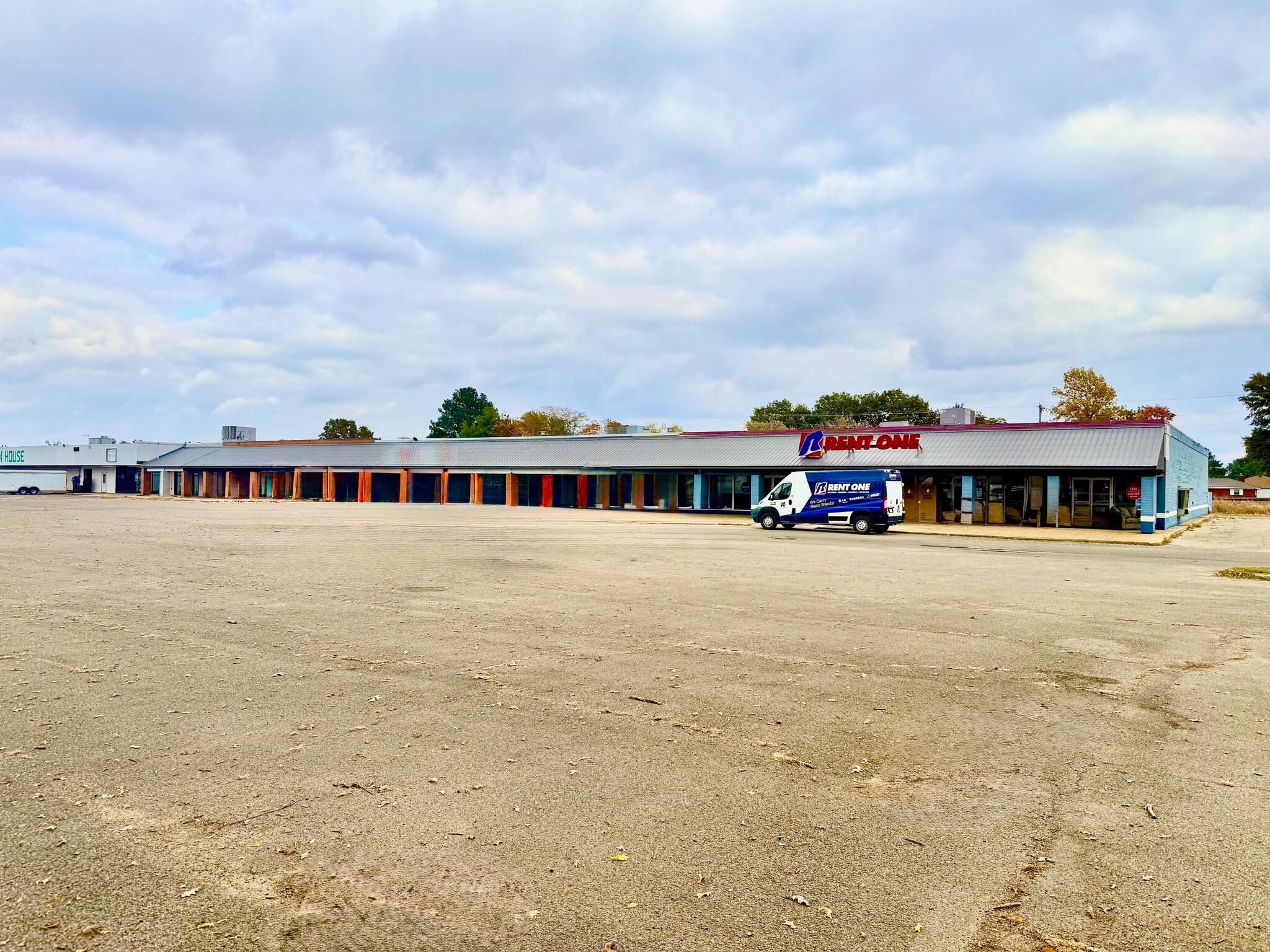 1100 N Douglass St, Malden, MO for Sale