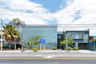 Los Angeles, CA undefined - 5735 Melrose Ave