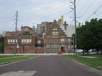 Peoria, IL Schools - 519 NE Glendale Ave