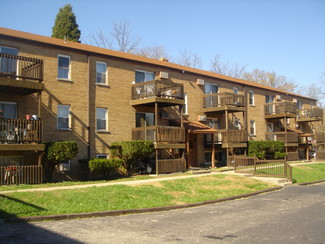 Cincinnati, OH Apartments - 2721-2725 Baker Ave