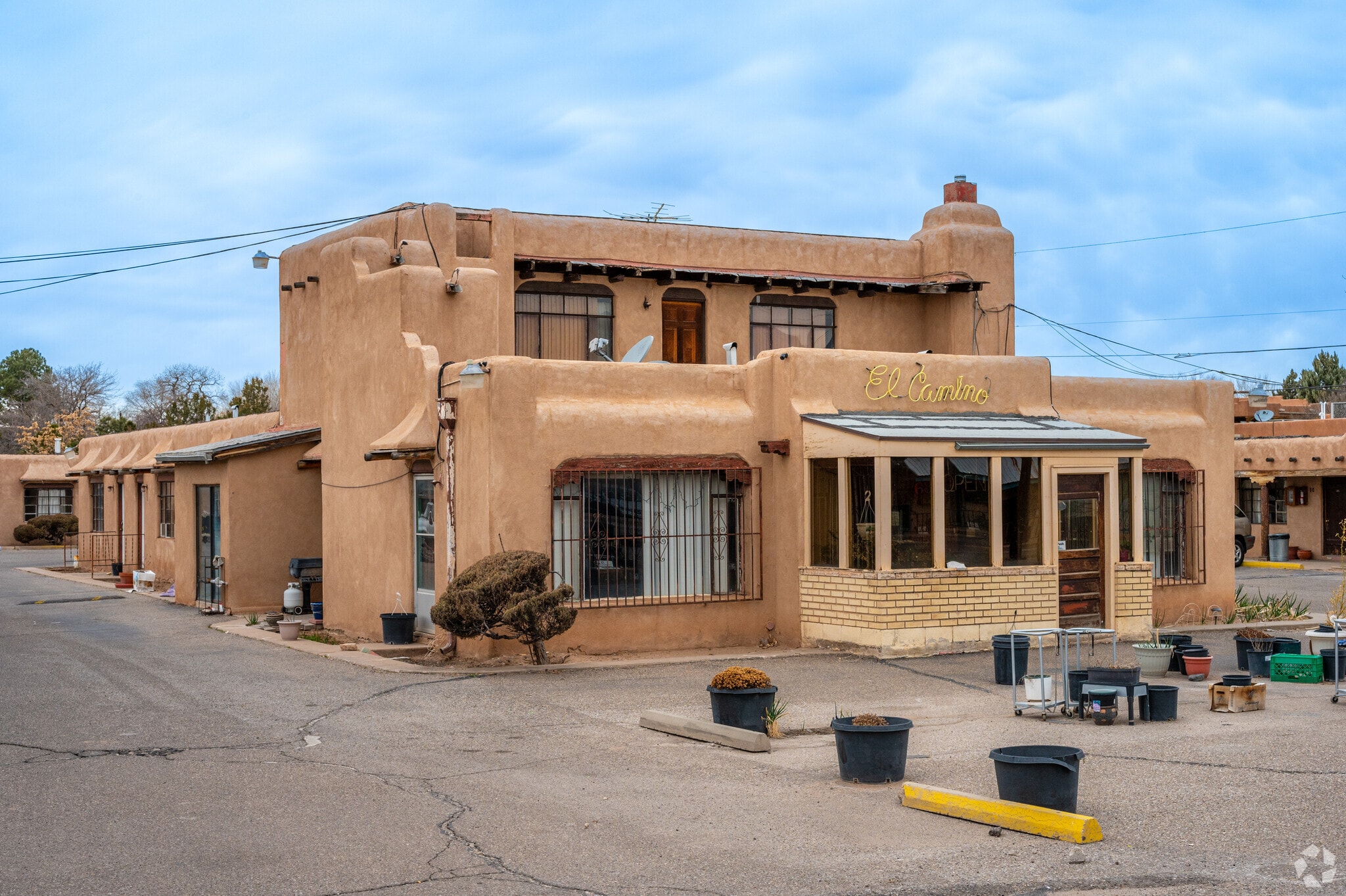 6851 4th St NW, Los Ranchos De Albuquerque, NM for Sale