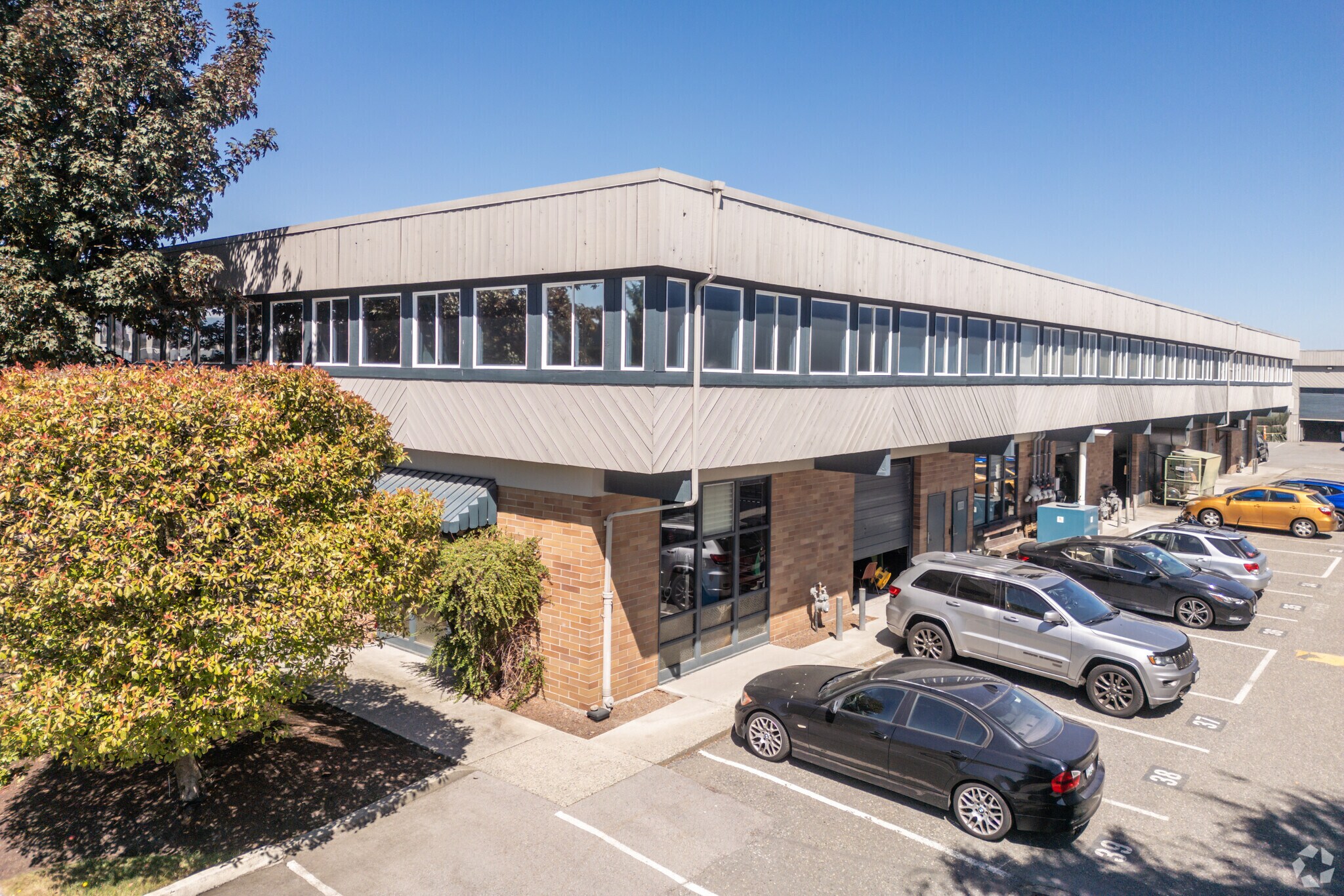 2560 Simpson Rd, Richmond, BC for Rent