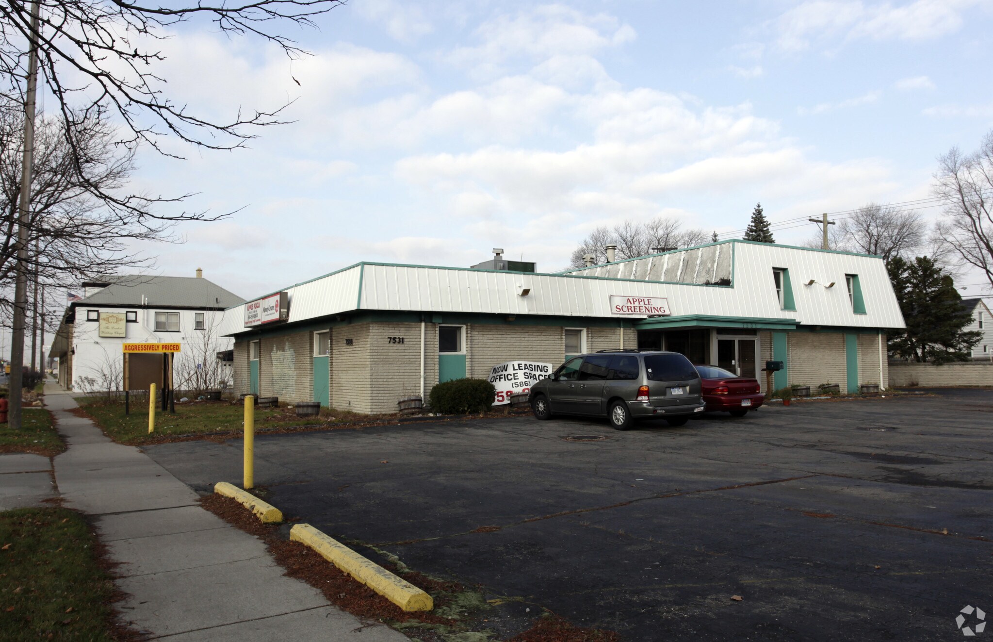 7531 E Eight Mile Rd, Warren, MI for Sale