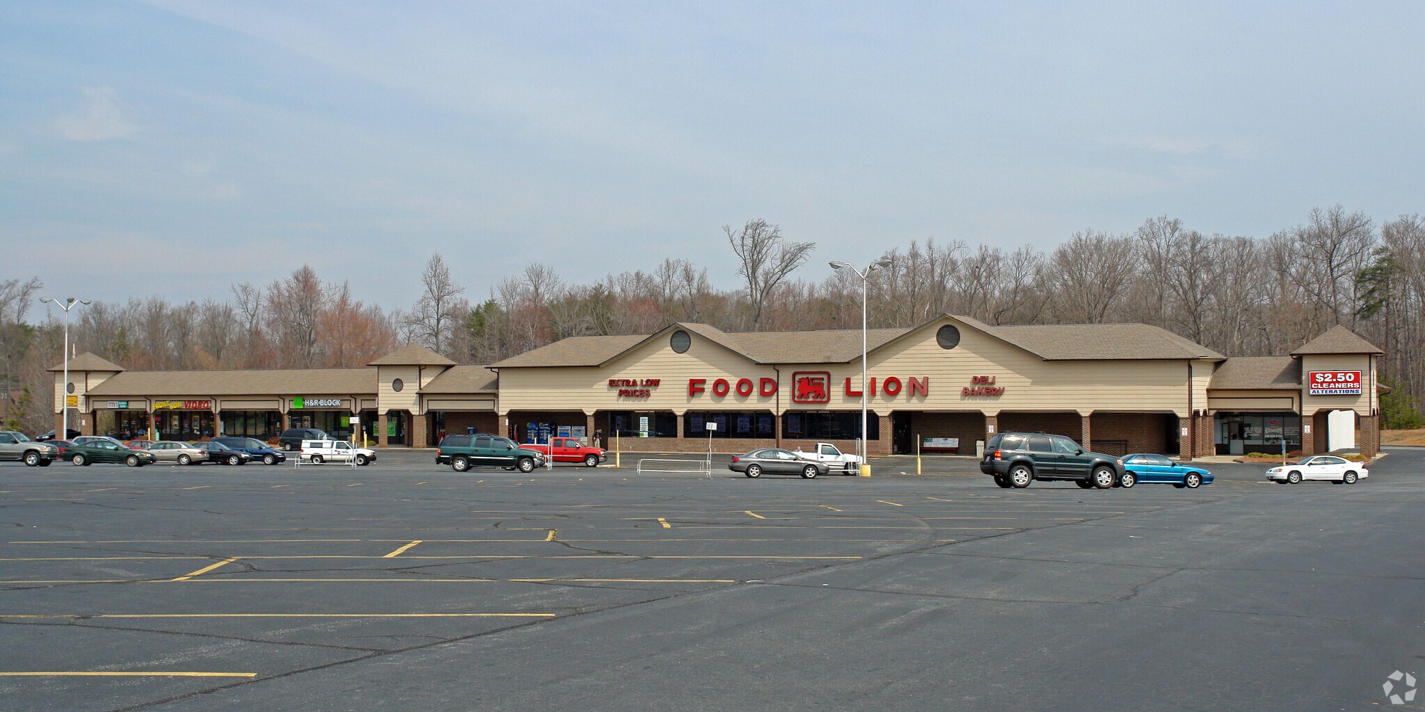 1128-1132 Freeway Dr, Reidsville, NC for Rent