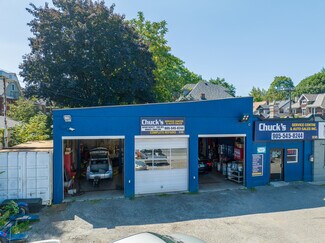 Hamilton, ON undefined - 804 King St E