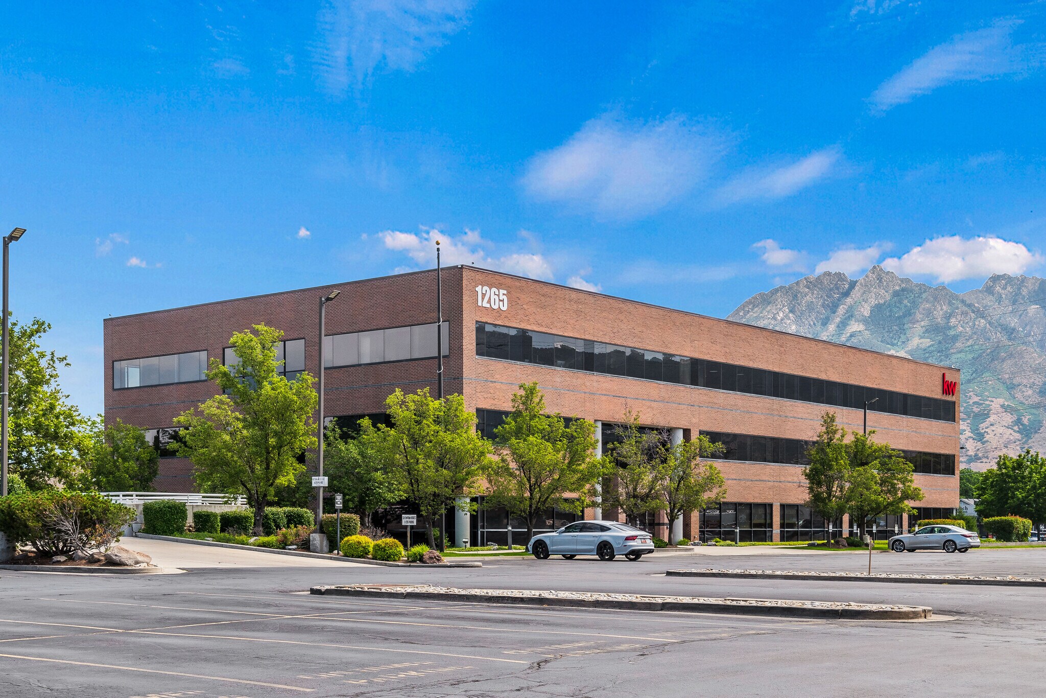 1225 E Fort Union Blvd, Cottonwood Heights, UT for Rent