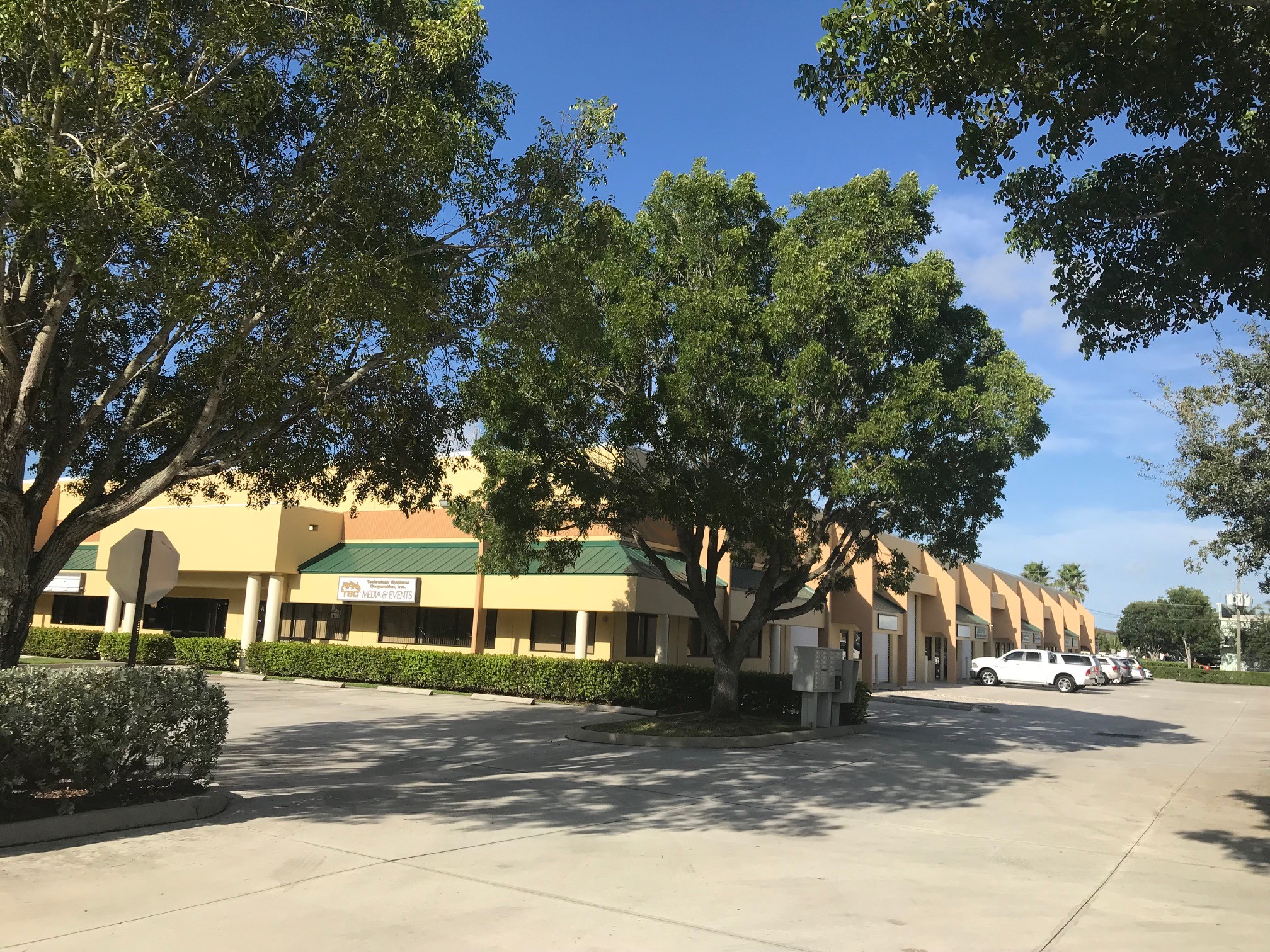 7897 SW Jack James Dr, Stuart, FL for Rent