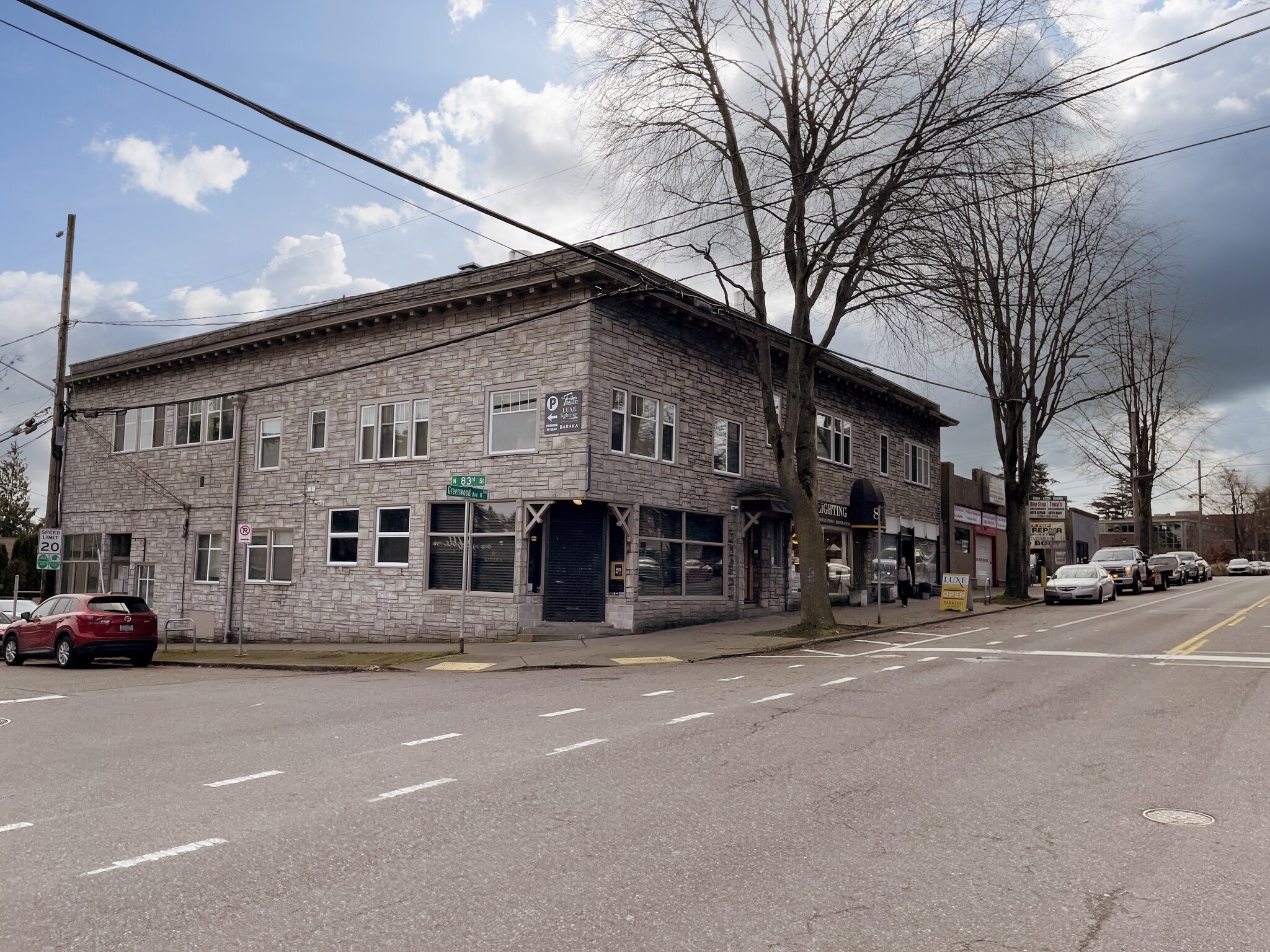 8212-8218 Greenwood Ave N, Seattle, WA for Sale