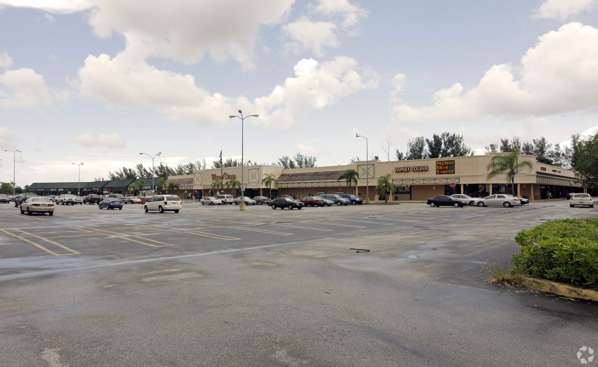 27359 S Dixie Hwy, Naranja, FL for Rent