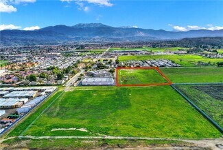 Hemet, CA Commercial Land - Midway Ranch Tr Unit