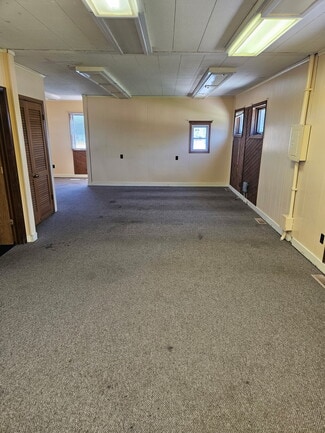 Kankakee, IL Office - 2019 W State Route 17